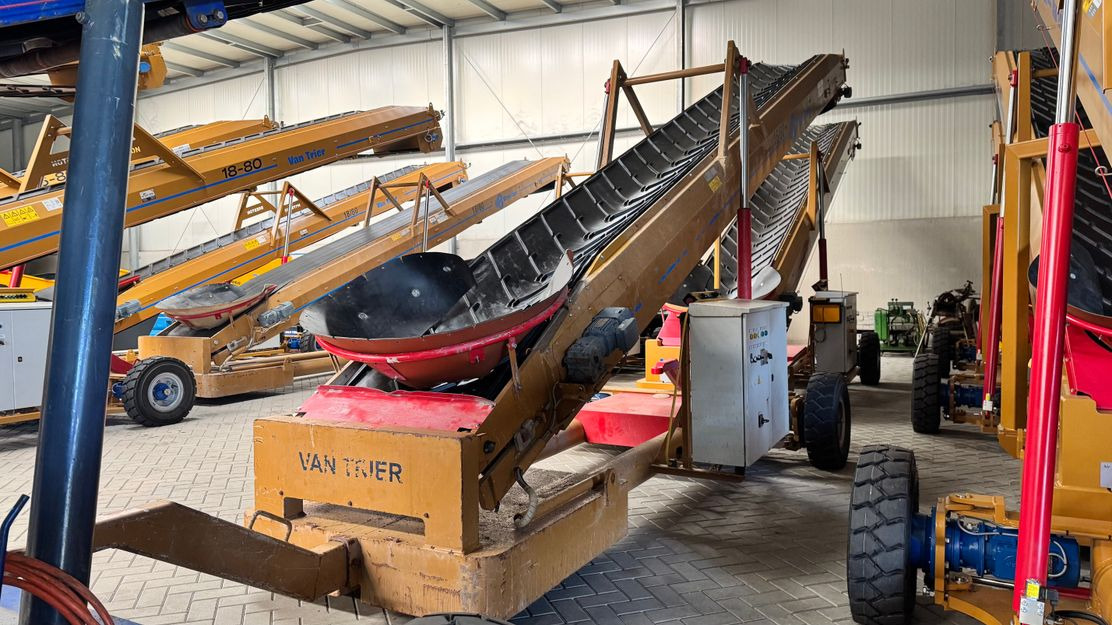 Hallenvuller HV16-80 Store loader - Bande transporteuse: photos 1 Hallenvuller HV16-80 Store loader - Bande transporteuse: photos 1