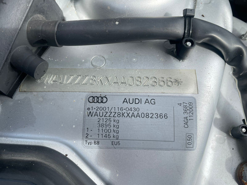Voiture Audi A4: photos 13 Voiture Audi A4: photos 13
