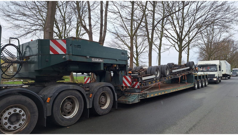 Goldhofer TiefladerSTZ-VH4-50/80 - Semi-remorque surbaissé: photos 3 Goldhofer TiefladerSTZ-VH4-50/80 - Semi-remorque surbaissé: photos 3