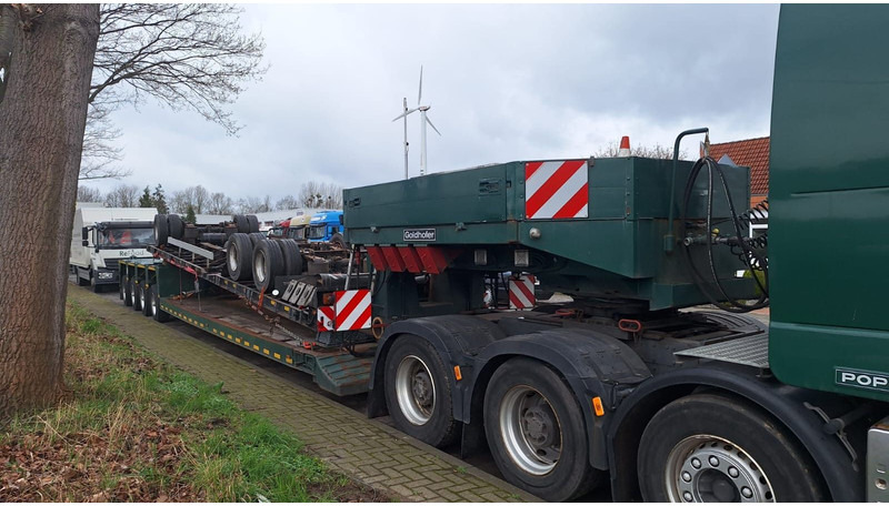 Goldhofer TiefladerSTZ-VH4-50/80 - Semi-remorque surbaissé: photos 4 Goldhofer TiefladerSTZ-VH4-50/80 - Semi-remorque surbaissé: photos 4