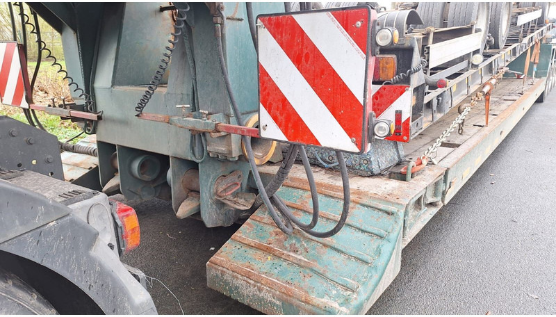 Goldhofer TiefladerSTZ-VH4-50/80 - Semi-remorque surbaissé: photos 5 Goldhofer TiefladerSTZ-VH4-50/80 - Semi-remorque surbaissé: photos 5