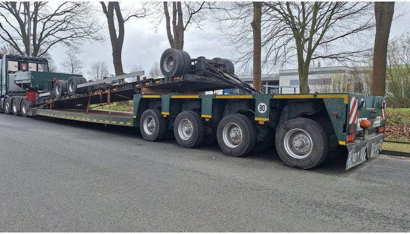 Goldhofer TiefladerSTZ-VH4-50/80 - Semi-remorque surbaissé: photos 2 Goldhofer TiefladerSTZ-VH4-50/80 - Semi-remorque surbaissé: photos 2