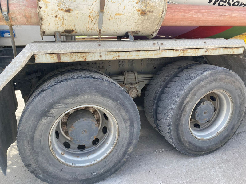 Iveco 260T360 Betonmischer 6x4 Stetter 7 Kubik - Camion malaxeur: photos 4 Iveco 260T360 Betonmischer 6x4 Stetter 7 Kubik - Camion malaxeur: photos 4