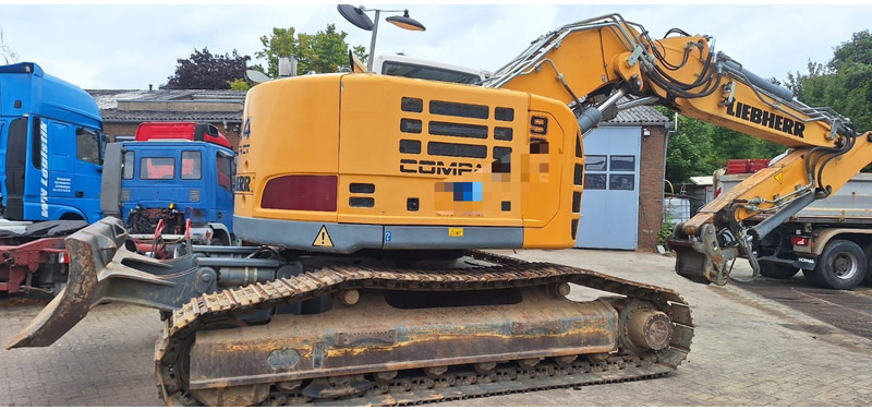Liebherr 924 - Pelle sur chenille: photos 3 Liebherr 924 - Pelle sur chenille: photos 3