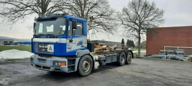MAN 26.314K 6x2 Blatt/Luft Diff/Sperre - Camion ampliroll: photos 1 MAN 26.314K 6x2 Blatt/Luft Diff/Sperre - Camion ampliroll: photos 1