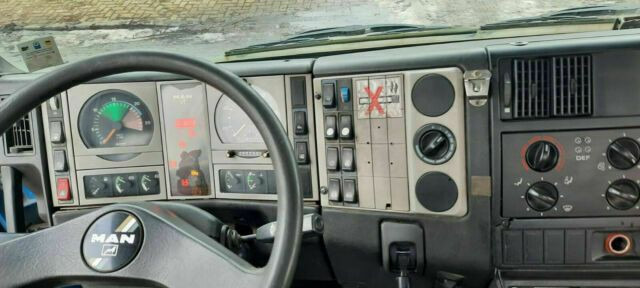 MAN 26.314K 6x2 Blatt/Luft Diff/Sperre - Camion ampliroll: photos 5 MAN 26.314K 6x2 Blatt/Luft Diff/Sperre - Camion ampliroll: photos 5