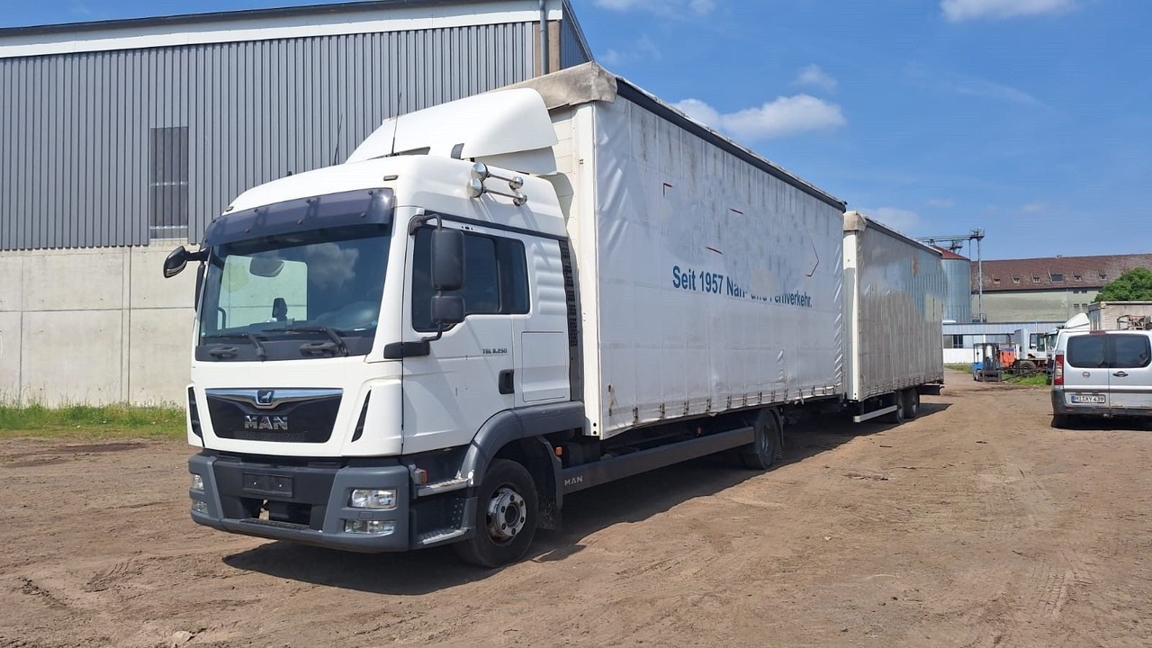 MAN TGL 8.250 Jumbo mit Anh. - Utilitaire rideaux coulissants (PLSC): photos 1 MAN TGL 8.250 Jumbo mit Anh. - Utilitaire rideaux coulissants (PLSC): photos 1