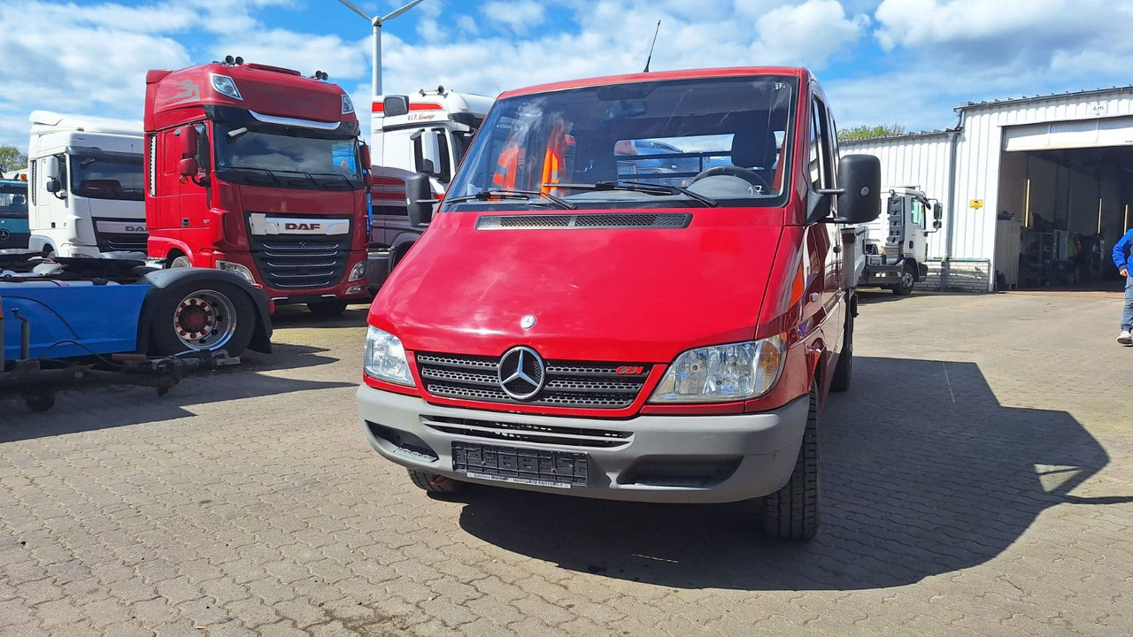 Mercedes-Benz 313 Pritsche Doppelkabine - Utilitaire plateau, Utilitaire double cabine: photos 3 Mercedes-Benz 313 Pritsche Doppelkabine - Utilitaire plateau, Utilitaire double cabine: photos 3