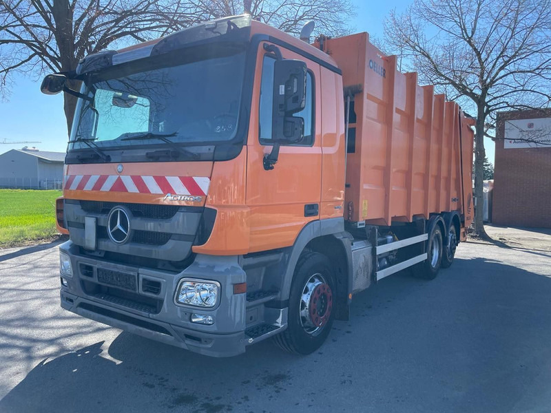 Mercedes-Benz Actros 2536 6x2 Blatt/Luft Müllwagen - Benne à ordures ménagères: photos 1 Mercedes-Benz Actros 2536 6x2 Blatt/Luft Müllwagen - Benne à ordures ménagères: photos 1