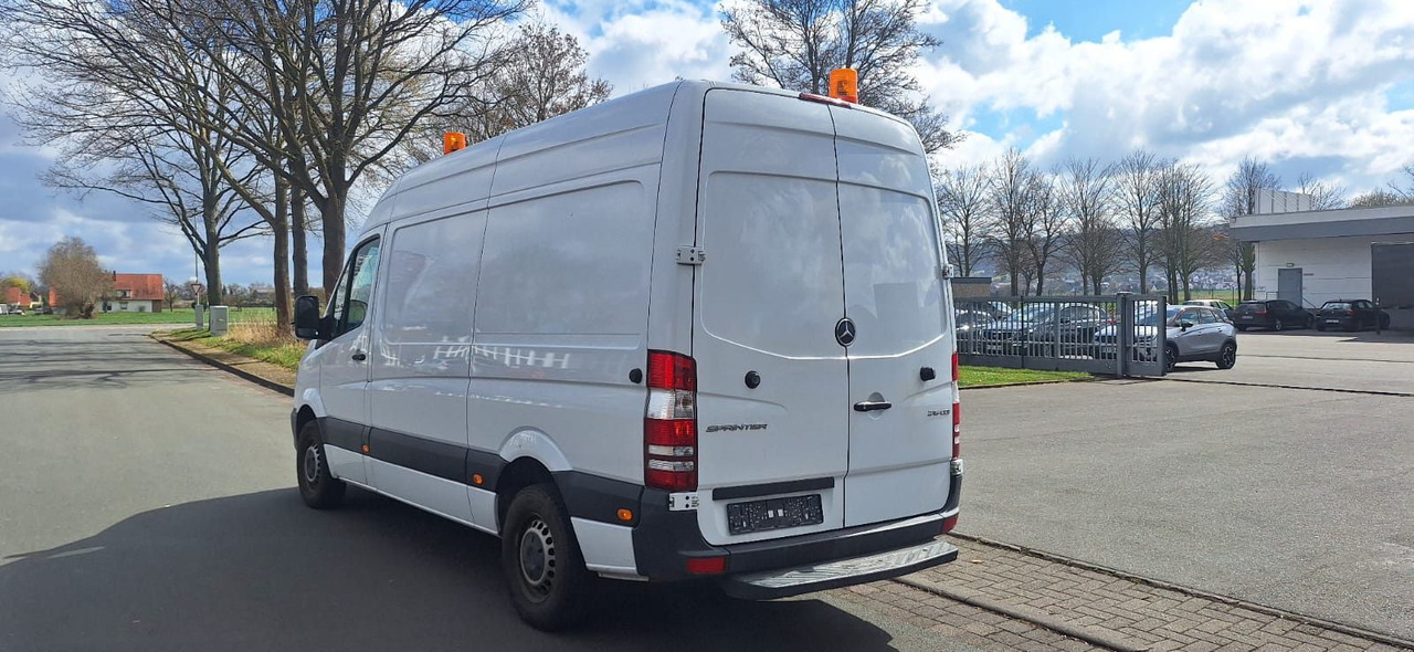 Mercedes-Benz Sprinter II Kasten 216CDI Lang/Hoch - Fourgonnette: photos 4 Mercedes-Benz Sprinter II Kasten 216CDI Lang/Hoch - Fourgonnette: photos 4