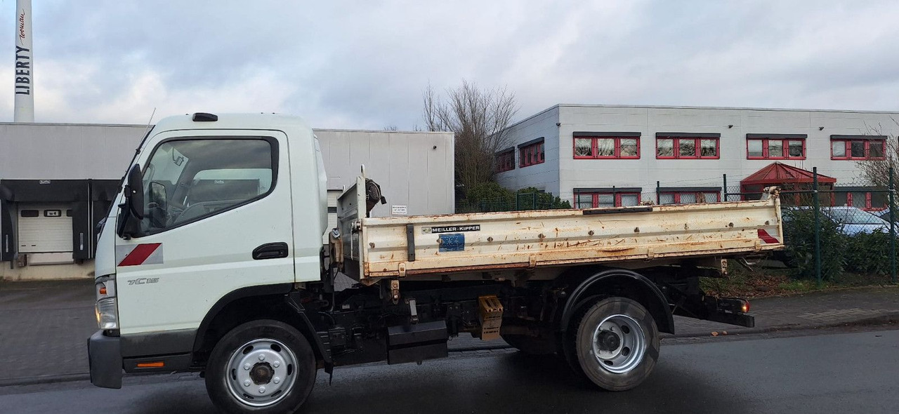 Mitsubishi Canter Kipper 2 Achser - Utilitaire benne: photos 3 Mitsubishi Canter Kipper 2 Achser - Utilitaire benne: photos 3