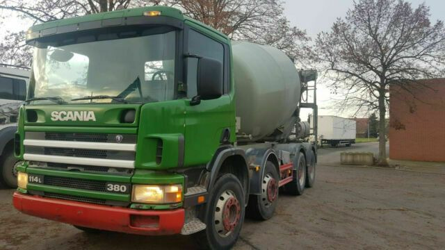 Scania 124-380PS 8x4 9-Qubik Stetter Euro:4 ZF-Schalte - Camion malaxeur: photos 2 Scania 124-380PS 8x4 9-Qubik Stetter Euro:4 ZF-Schalte - Camion malaxeur: photos 2