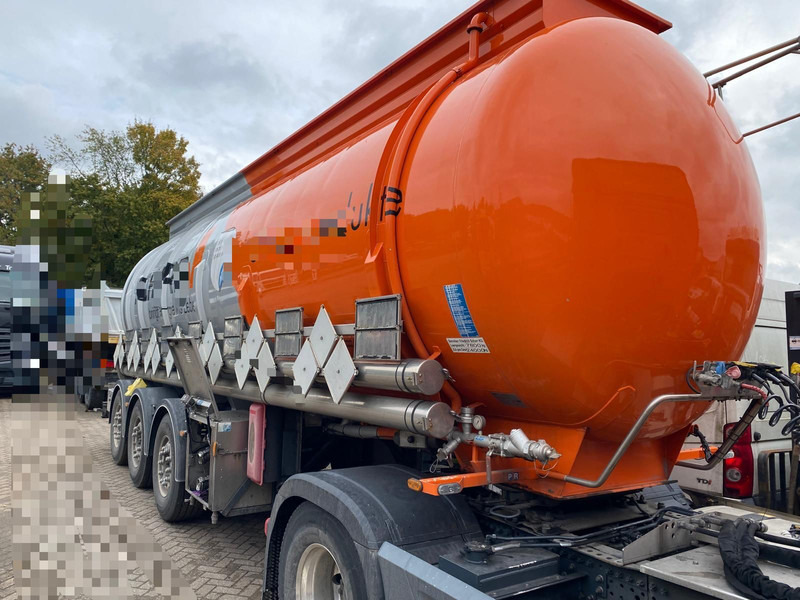 Schrader - Semi-remorque citerne: photos 4 Schrader - Semi-remorque citerne: photos 4