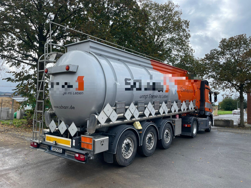 Schrader - Semi-remorque citerne: photos 5 Schrader - Semi-remorque citerne: photos 5