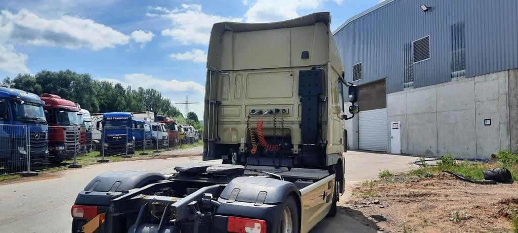DAF 106-460 Super Spacs G.Haus/Hoch German - Tracteur routier: photos 5 DAF 106-460 Super Spacs G.Haus/Hoch German - Tracteur routier: photos 5