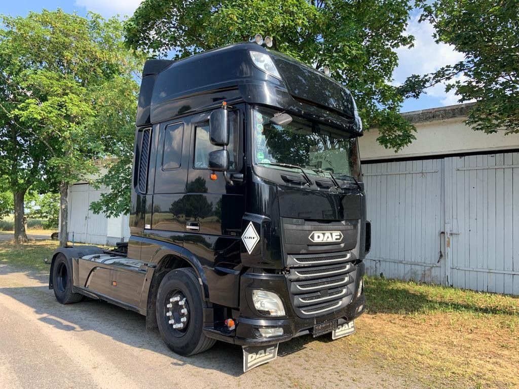DAF XF 106/460 SSC Vollausstattung - Tracteur routier: photos 3 DAF XF 106/460 SSC Vollausstattung - Tracteur routier: photos 3