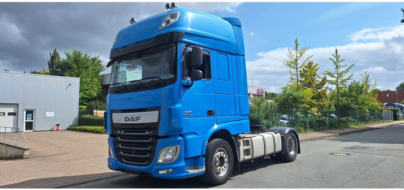 DAF XF106/460 - Tracteur routier: photos 1 DAF XF106/460 - Tracteur routier: photos 1