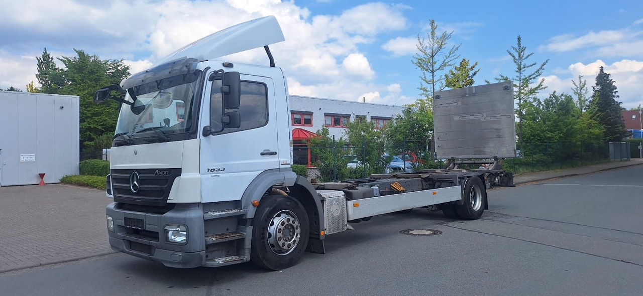 Mercedes-Benz 1833 2 Achser für BDF mit LBW - Tracteur routier: photos 1 Mercedes-Benz 1833 2 Achser für BDF mit LBW - Tracteur routier: photos 1