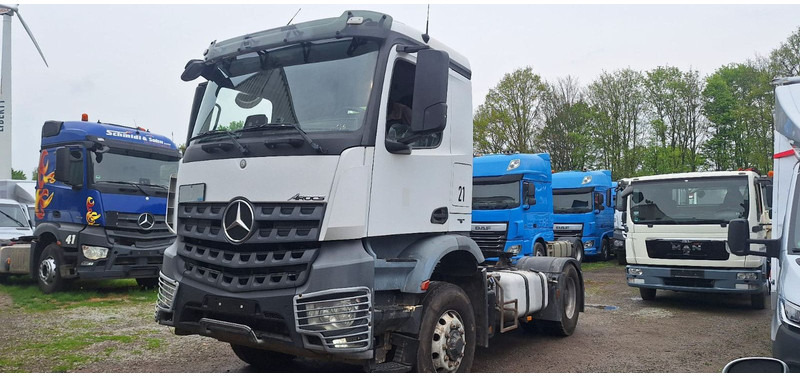 Mercedes-Benz 1840 HD 4x4 Arocs - Tracteur routier: photos 1 Mercedes-Benz 1840 HD 4x4 Arocs - Tracteur routier: photos 1