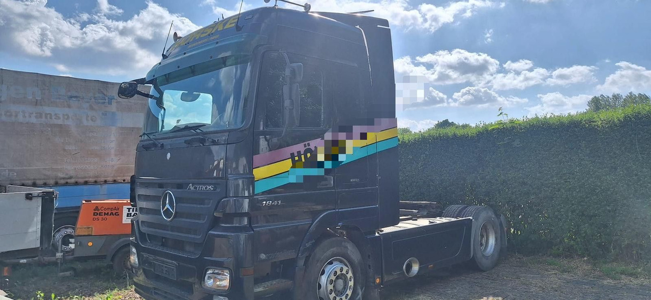 Mercedes-Benz 1841 Megaspace German Truck Euro:5 Vollausst - Tracteur routier: photos 1 Mercedes-Benz 1841 Megaspace German Truck Euro:5 Vollausst - Tracteur routier: photos 1