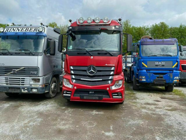 Mercedes-Benz 1842 Actros MP4 Kipperhydraulik - Tracteur routier: photos 2 Mercedes-Benz 1842 Actros MP4 Kipperhydraulik - Tracteur routier: photos 2