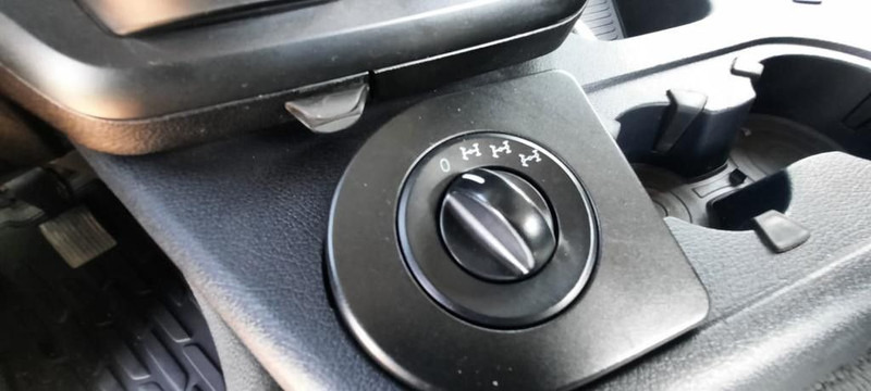 Mercedes-Benz 2043 Arocs 4x4 - Tracteur routier: photos 4 Mercedes-Benz 2043 Arocs 4x4 - Tracteur routier: photos 4