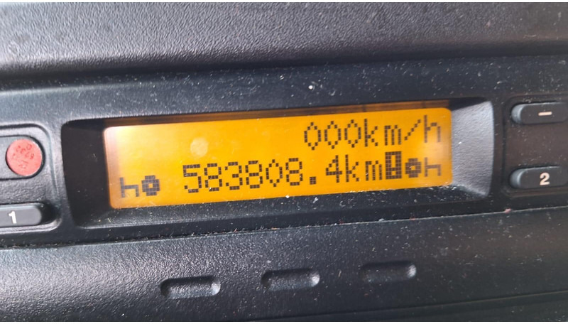 Volvo FM7 6x2 Koffer 3x vorhanden - Camion plateau: photos 4 Volvo FM7 6x2 Koffer 3x vorhanden - Camion plateau: photos 4