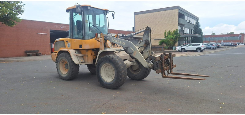 Volvo L30G - Chargeuse sur pneus: photos 1 Volvo L30G - Chargeuse sur pneus: photos 1