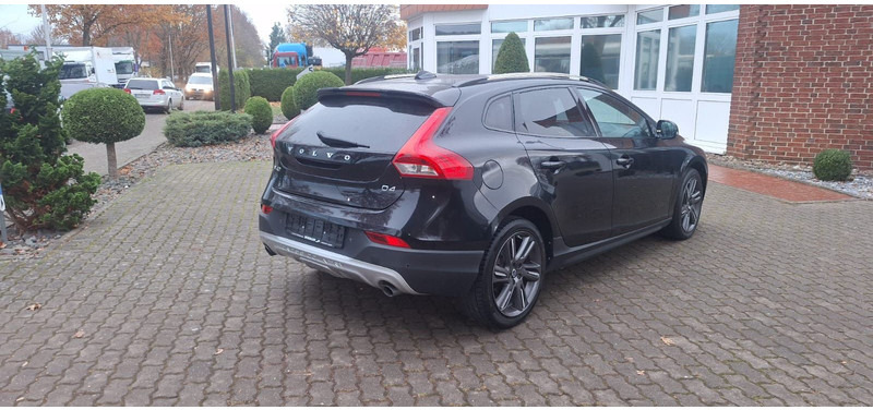 Volvo V40 Cross Country You! - Voiture à hayon: photos 4 Volvo V40 Cross Country You! - Voiture à hayon: photos 4