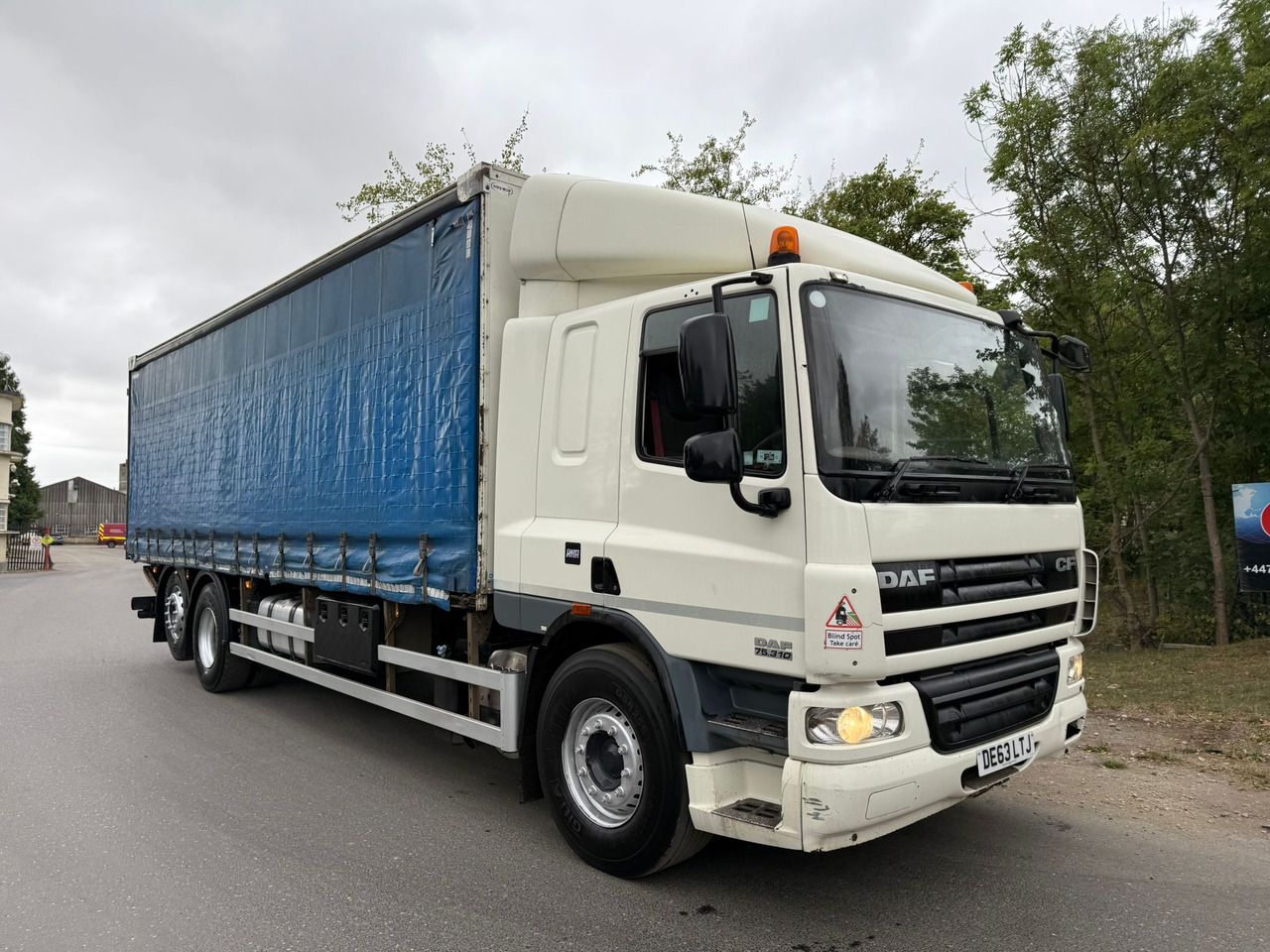 2013 DAF CF 75.310 Curtainside Truck - Camion à rideaux coulissants: photos 2 2013 DAF CF 75.310 Curtainside Truck - Camion à rideaux coulissants: photos 2