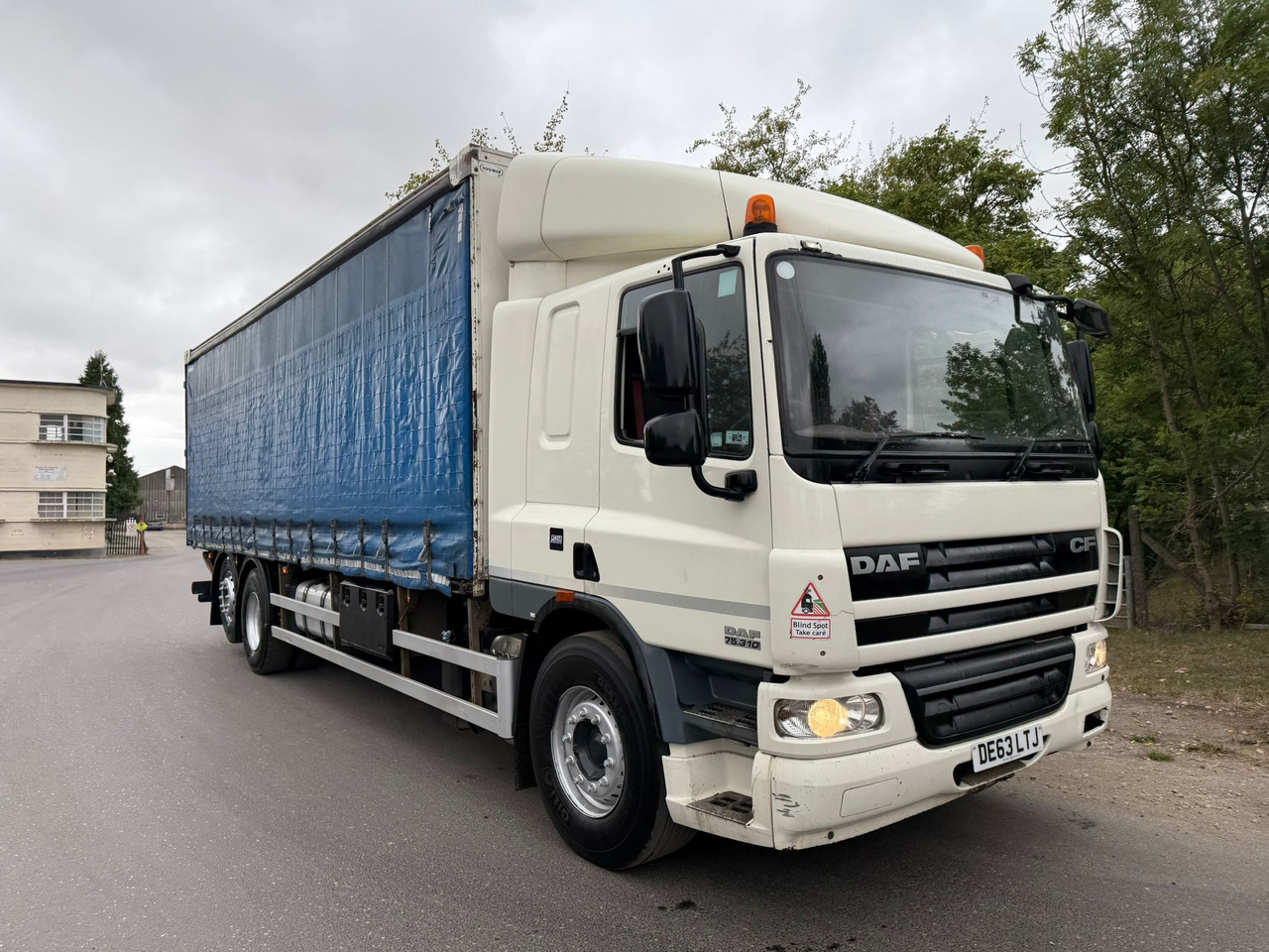 2013 DAF CF 75.310 Curtainside Truck - Camion à rideaux coulissants: photos 5 2013 DAF CF 75.310 Curtainside Truck - Camion à rideaux coulissants: photos 5
