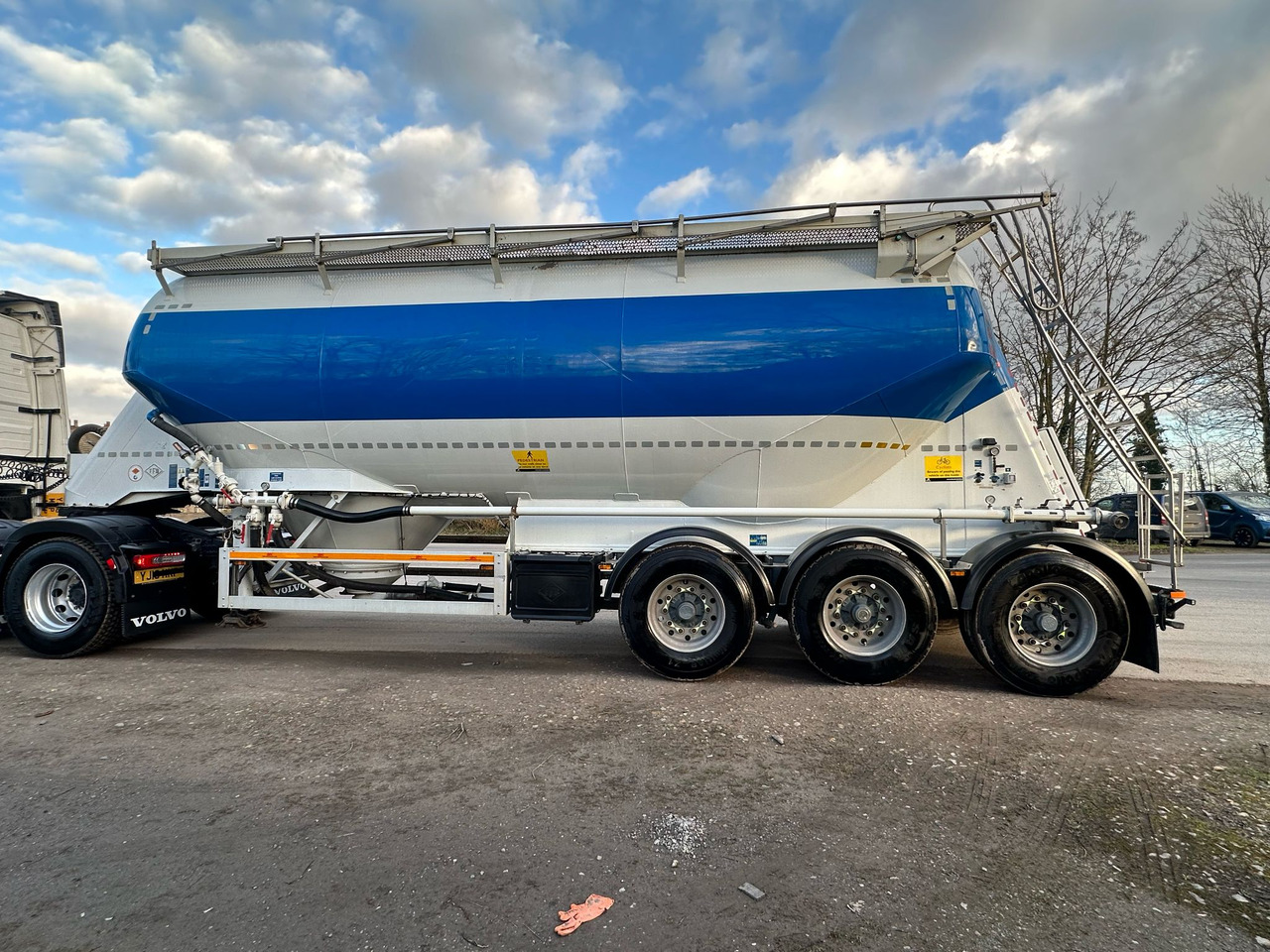 2013 Feldbinder Powder Tanker - Citerne pulvérulente: photos 2 2013 Feldbinder Powder Tanker - Citerne pulvérulente: photos 2