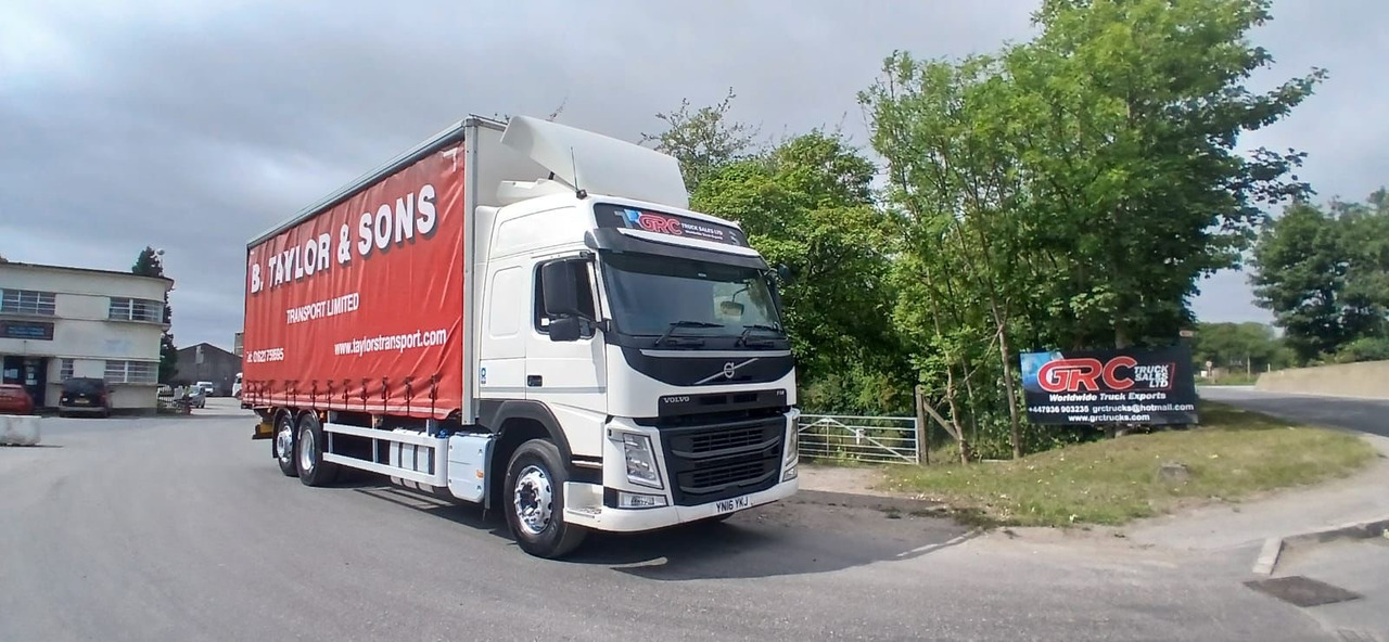 2016 Volvo FM 330 Curtainside Truck - Camion à rideaux coulissants: photos 2 2016 Volvo FM 330 Curtainside Truck - Camion à rideaux coulissants: photos 2