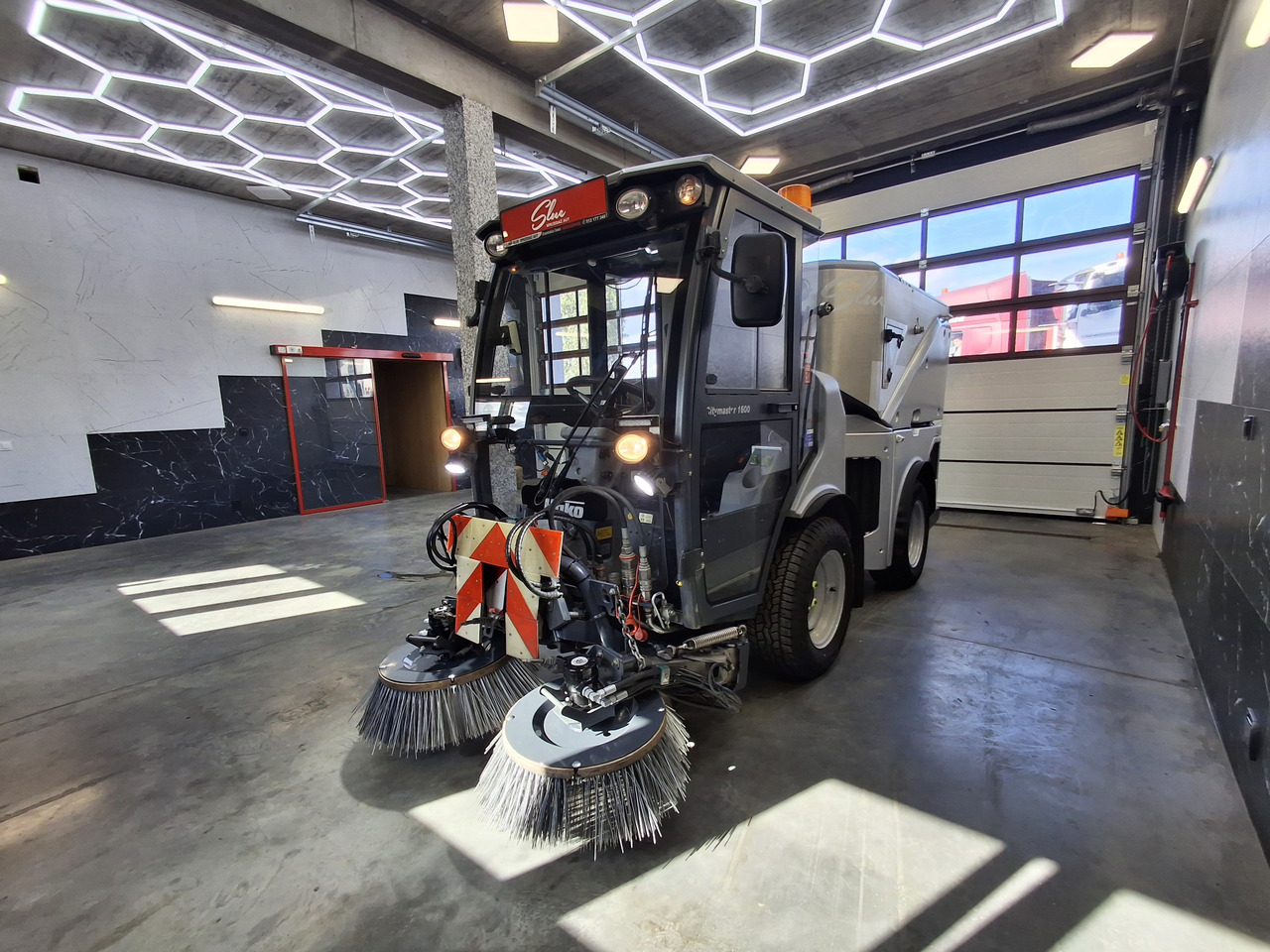 HAKO Citymaster 1600 Kehrmaschine Zamiatarka PM2.5 Euro 6 2019r - Balayeuse de voirie: photos 5 HAKO Citymaster 1600 Kehrmaschine Zamiatarka PM2.5 Euro 6 2019r - Balayeuse de voirie: photos 5