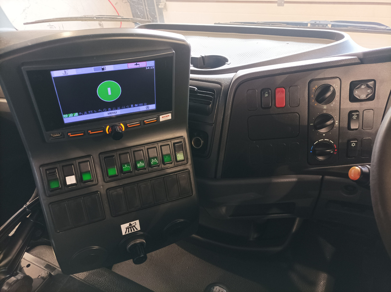 Balayeuse de voirie MERCEDES-BENZ Atego 1018 Zamiatarka Kehrmaschine BUCHER Szczotki L/R PM10 2 Silniki 2012r: photos 20