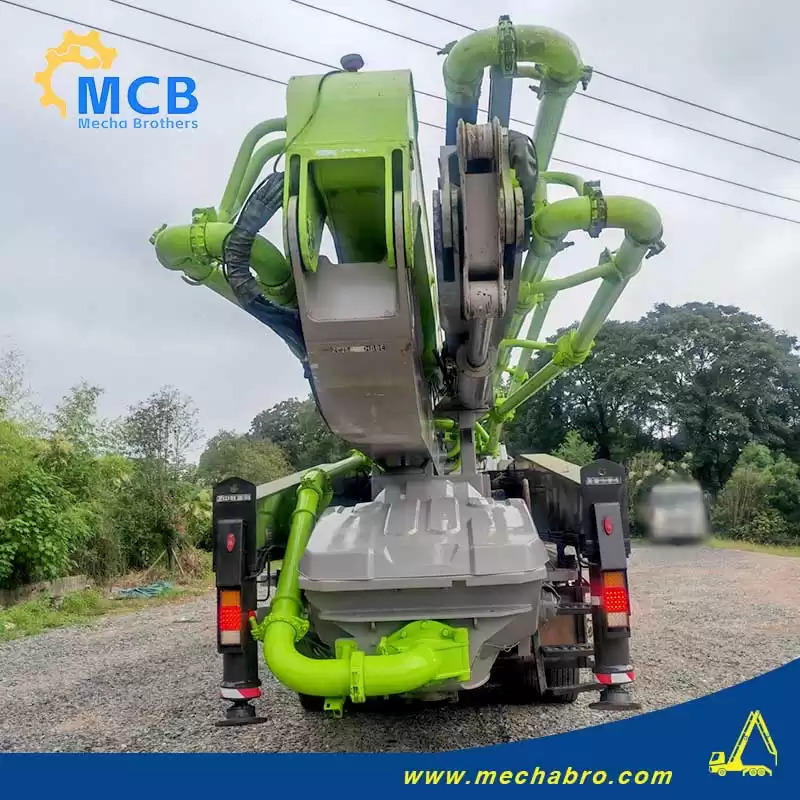 ZOOMLION ZLJ5440THBBE - Camion pompe: photos 4 ZOOMLION ZLJ5440THBBE - Camion pompe: photos 4