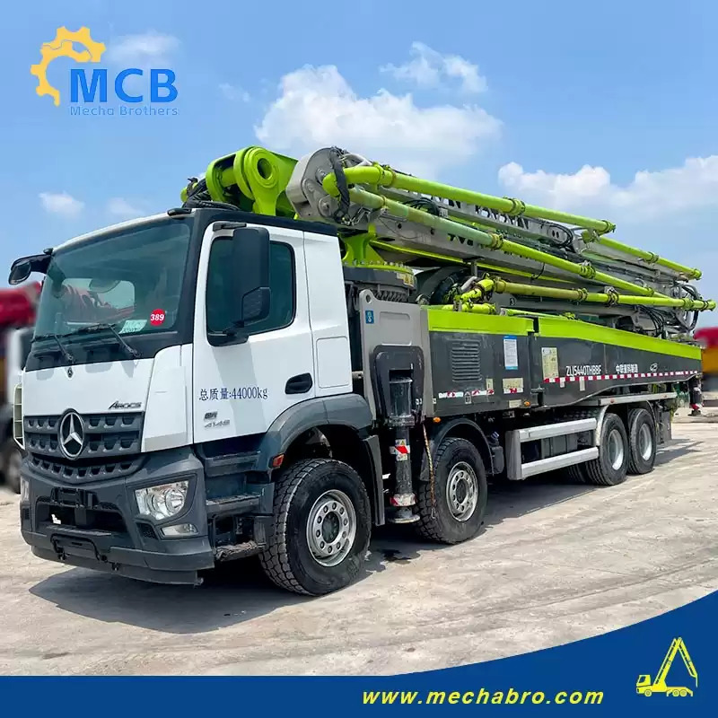 Zoomlion ZLJ5440THBBF - Camion pompe: photos 1 Zoomlion ZLJ5440THBBF - Camion pompe: photos 1