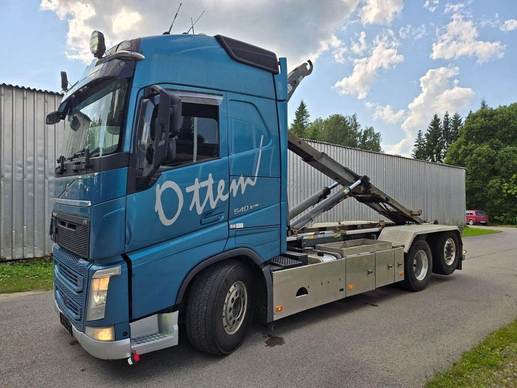 Volvo FH540 6X2 JOAB DUALCLUTCH - Camion ampliroll: photos 1 Volvo FH540 6X2 JOAB DUALCLUTCH - Camion ampliroll: photos 1