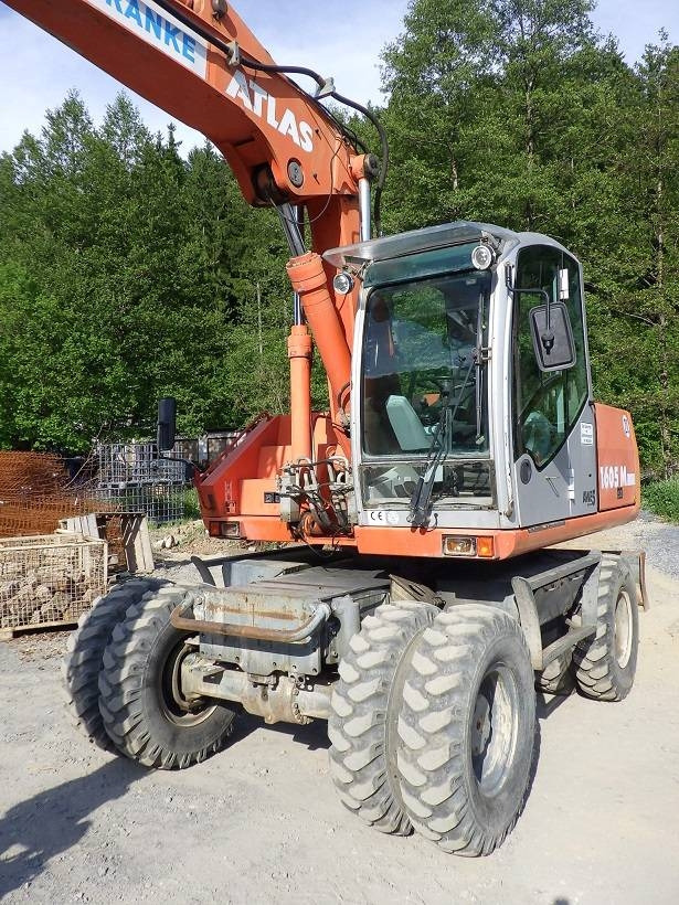 Atlas 1605 M - Pelle sur pneus: photos 2 Atlas 1605 M - Pelle sur pneus: photos 2