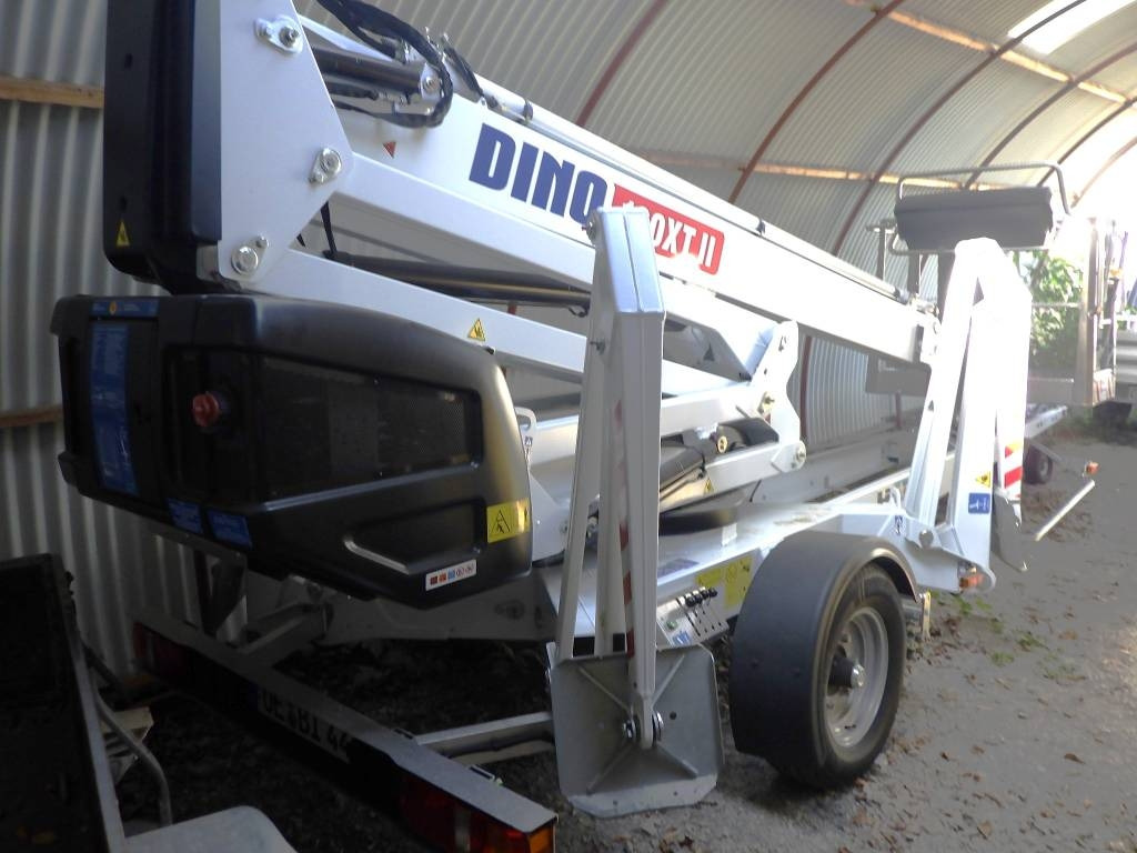 Dino 180 XT II - Nacelle sur remorque: photos 1 Dino 180 XT II - Nacelle sur remorque: photos 1