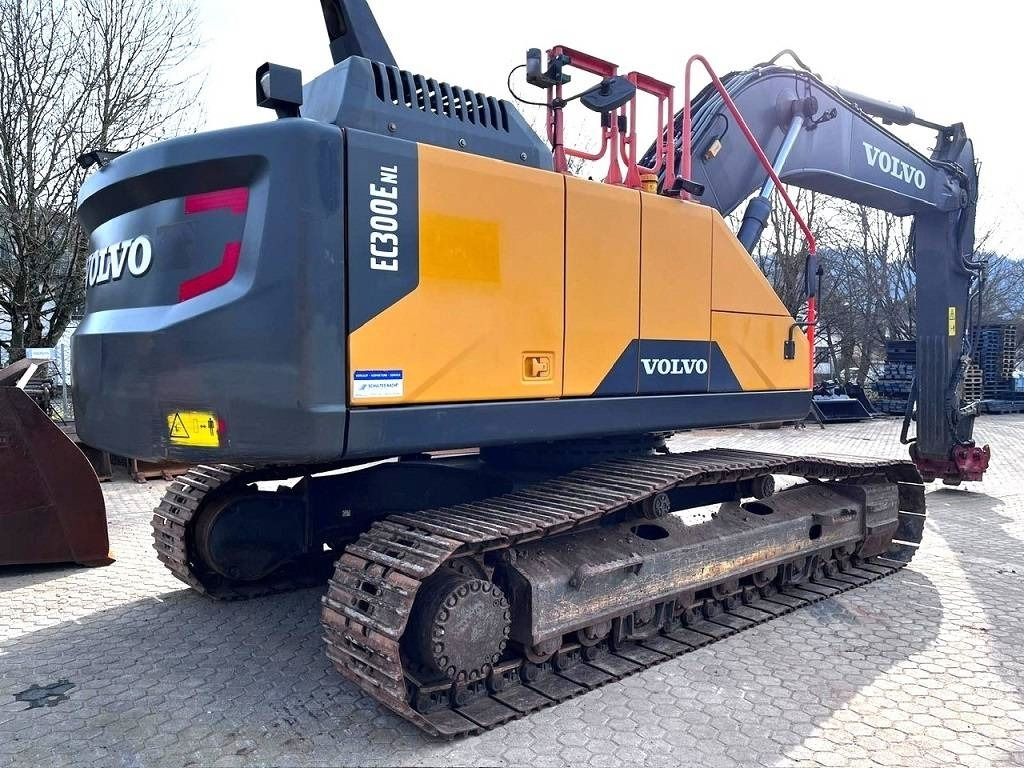 Volvo EC 300 E - Pelle sur chenille: photos 4 Volvo EC 300 E - Pelle sur chenille: photos 4