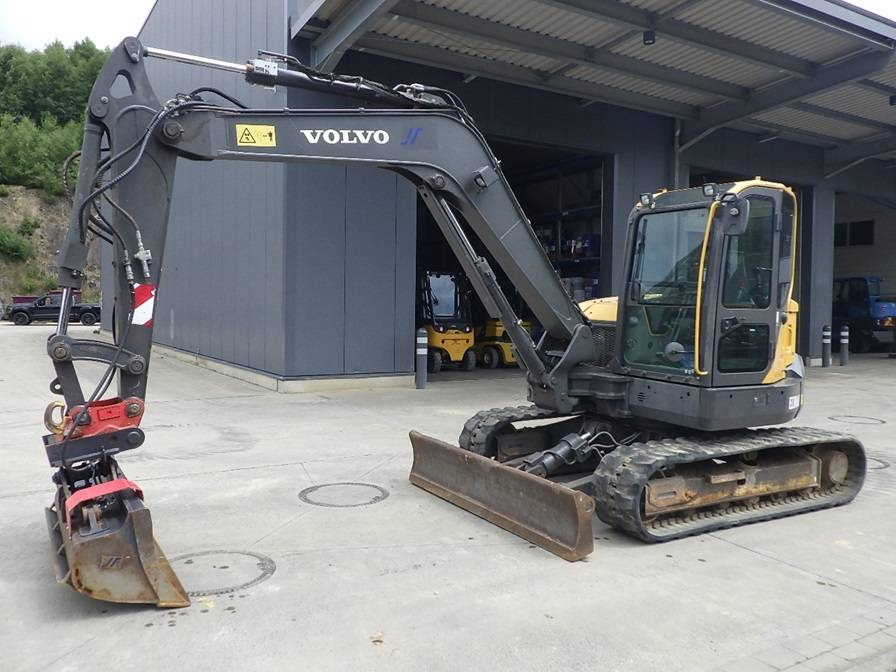 Volvo ECR 88 D - Pelle sur chenille: photos 1 Volvo ECR 88 D - Pelle sur chenille: photos 1