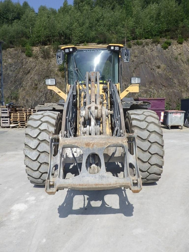 Volvo L 110 H LB  - Chargeuse sur pneus: photos 2 Volvo L 110 H LB  - Chargeuse sur pneus: photos 2