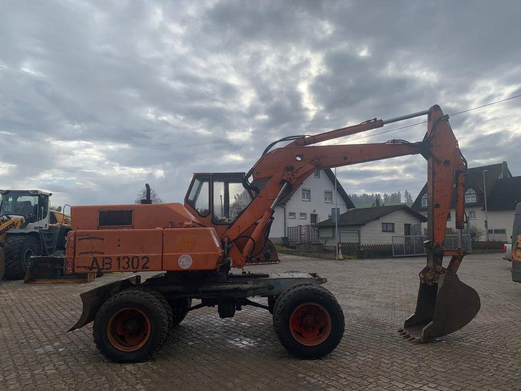 Pelle sur pneus Atlas AB1302 / AB1500 mit Löffel und Greifer: photos 6