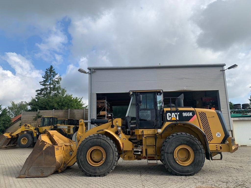 CAT 966 K - Chargeuse sur pneus: photos 2 CAT 966 K - Chargeuse sur pneus: photos 2