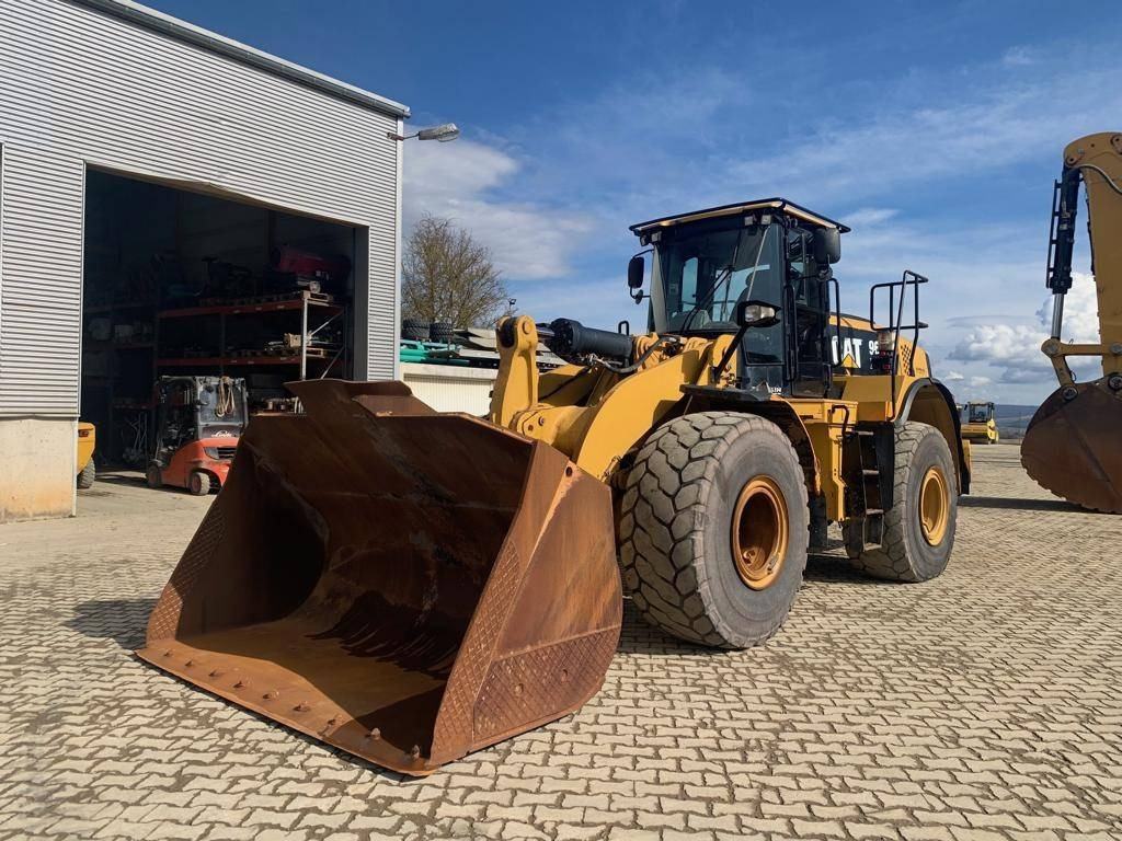 CAT 966K XE  - Chargeuse sur pneus: photos 1 CAT 966K XE  - Chargeuse sur pneus: photos 1
