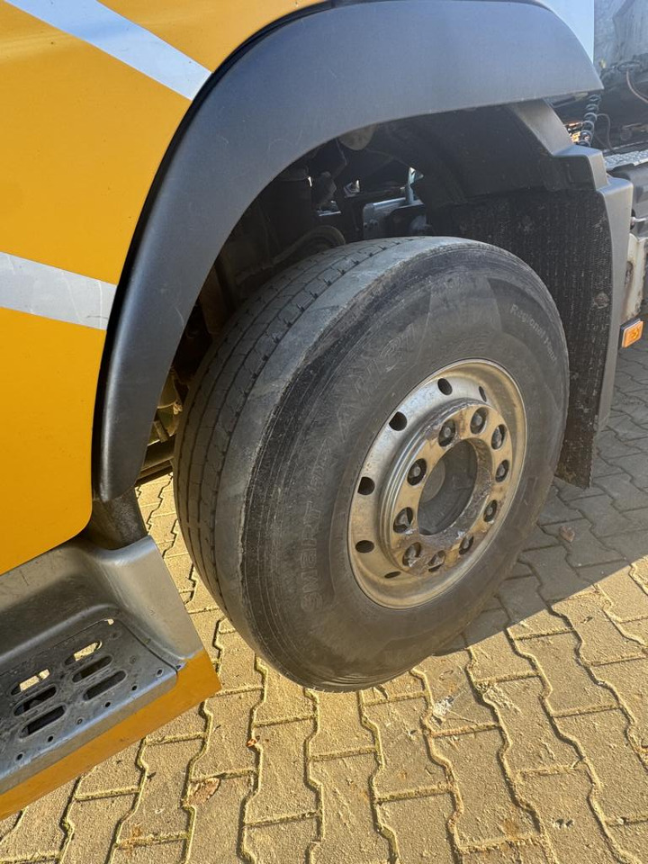 Tracteur routier VOLVO FH500EV with Faymonville F-S43-1A1Y: photos 23