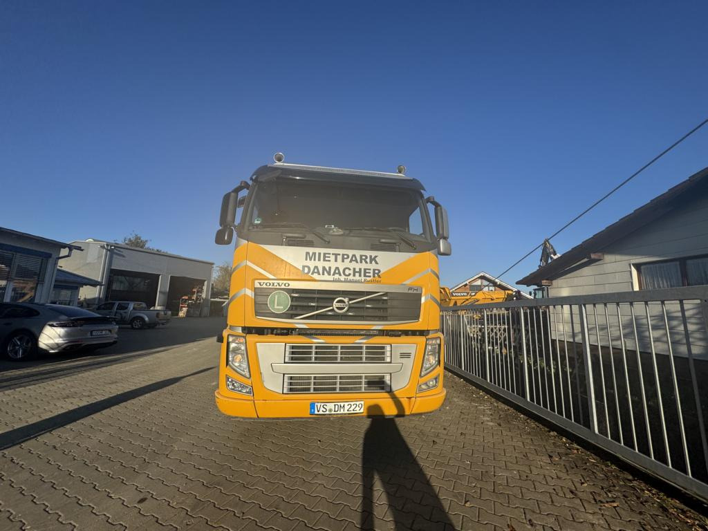 Tracteur routier VOLVO FH500EV with Faymonville F-S43-1A1Y: photos 8