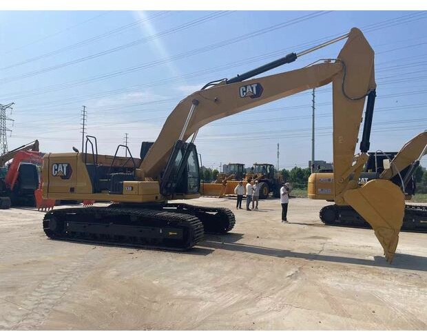 Pelle sur chenille 2022 Caterpillar 330GC: photos 9