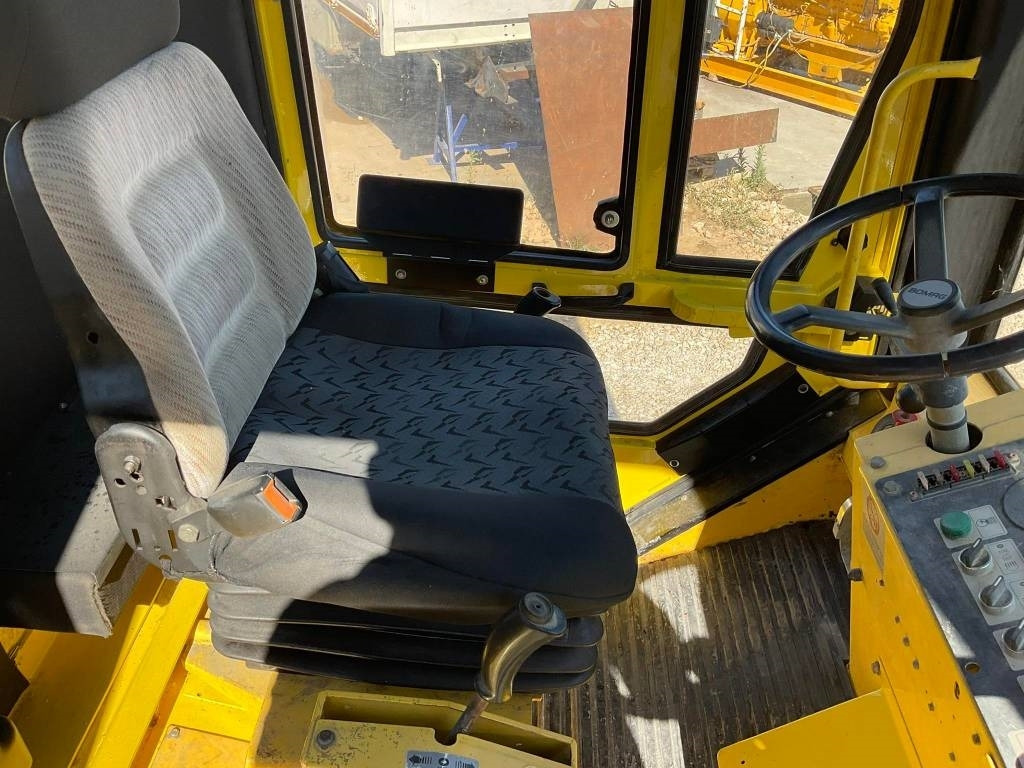 Rouleau compresseur Bomag BW161AD-2: photos 17